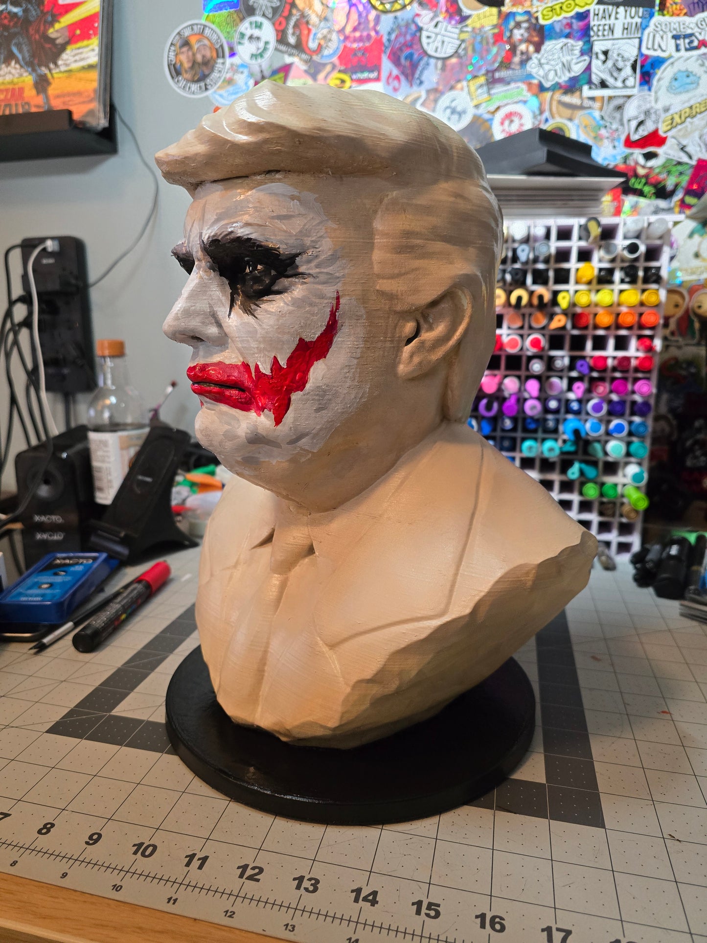 TRUMP JOKER BUST