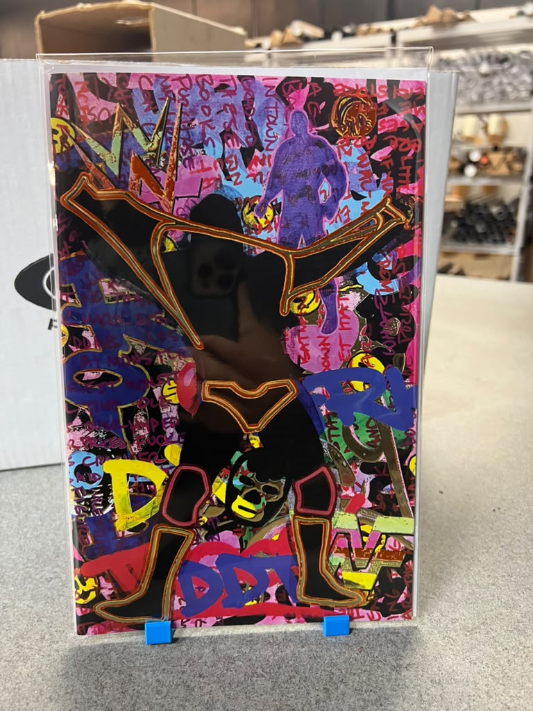 Monday Night Draw - Kyle Willis Exclusive Hulk Hogan EMBOSSED Spot Foil LTD 25